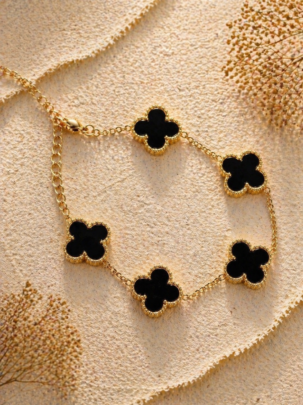 MM Jewelry Big Clover Charm Bracelet - Black & White Collection