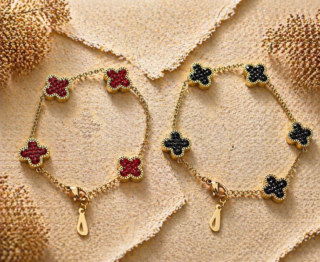 MM Jewelry Shiny Clover Charm Bracelet - Black & Red Collection