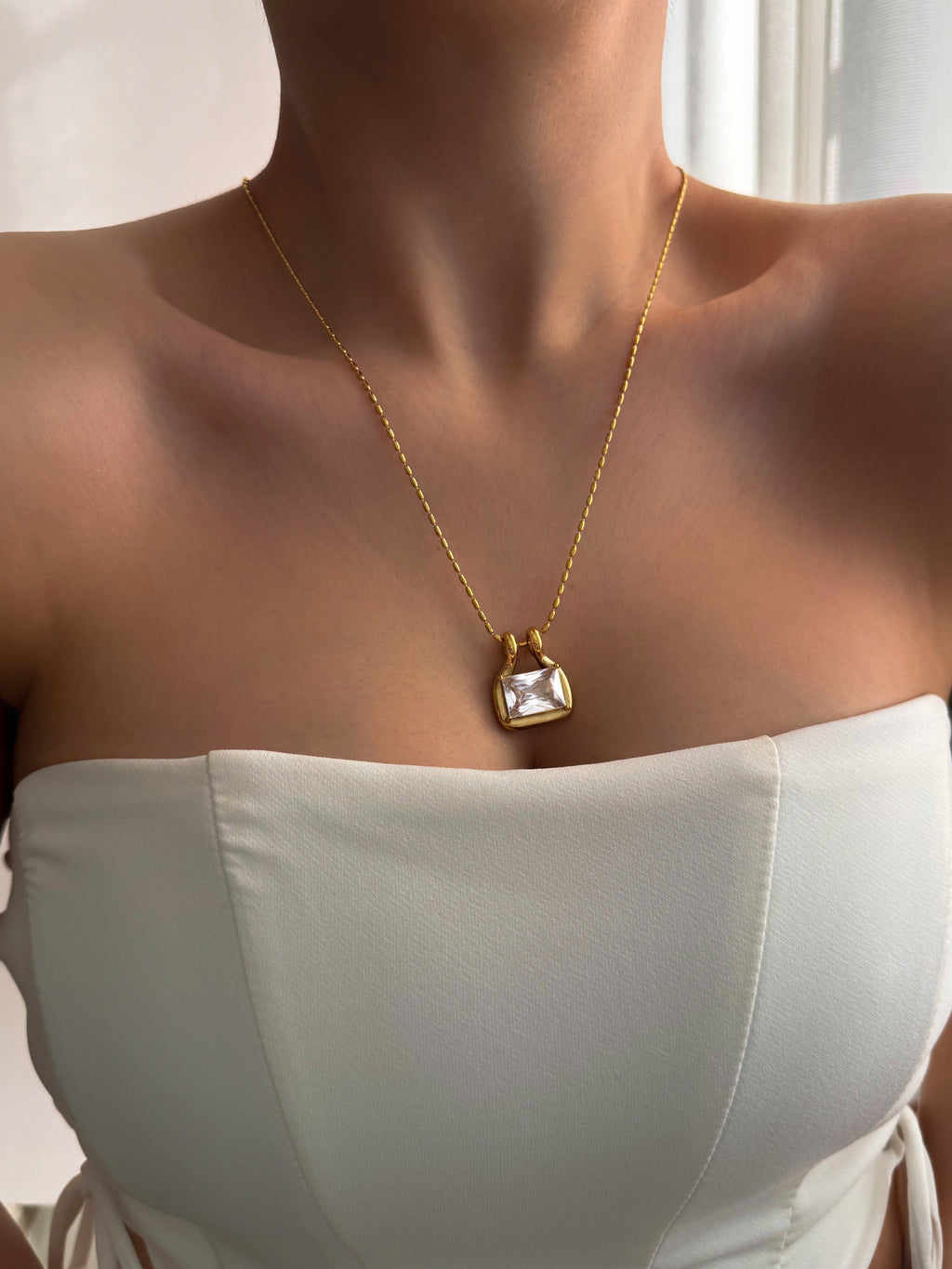 ARMETTE NECKLACE