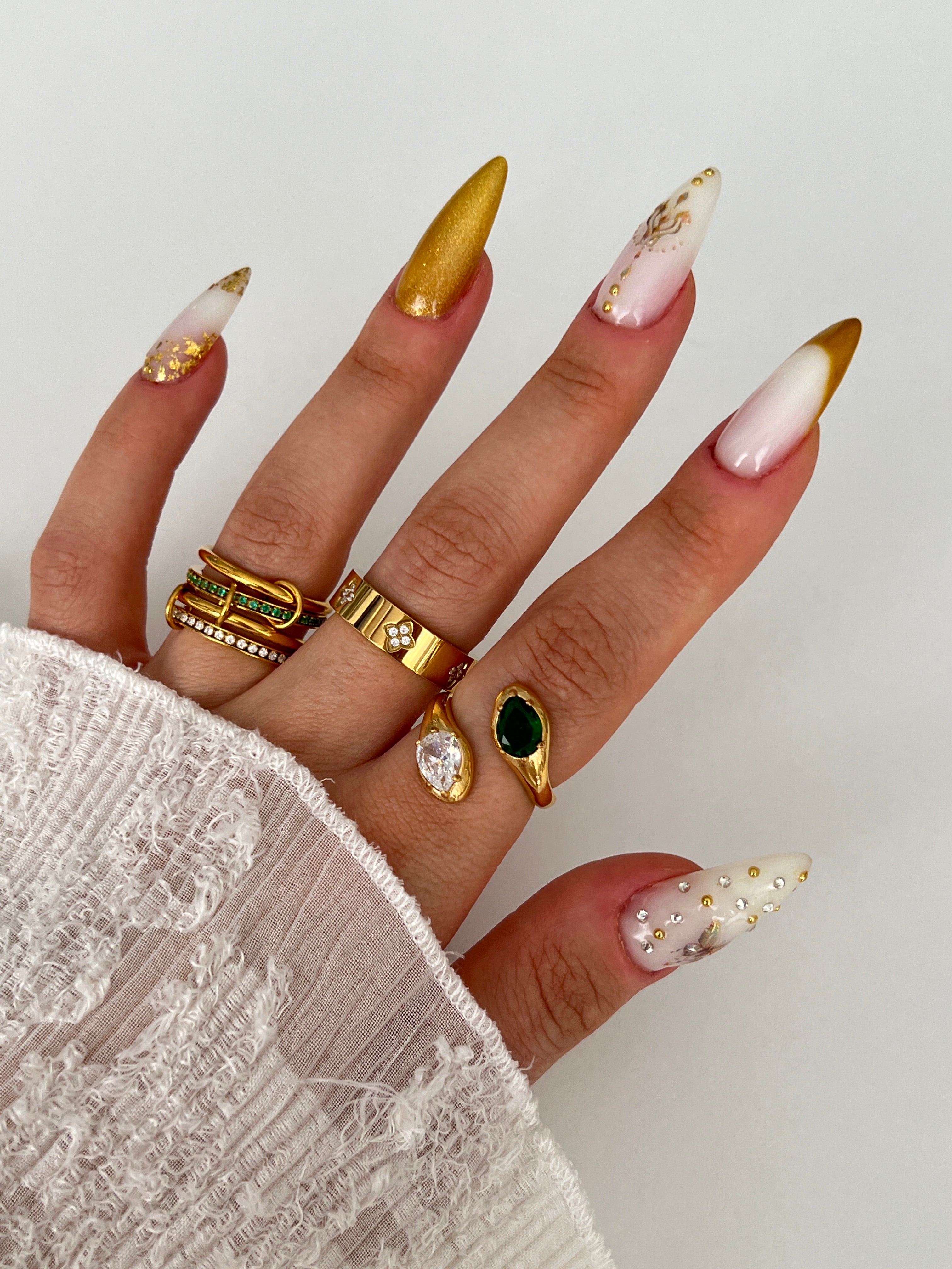 AMBERLUXE RING