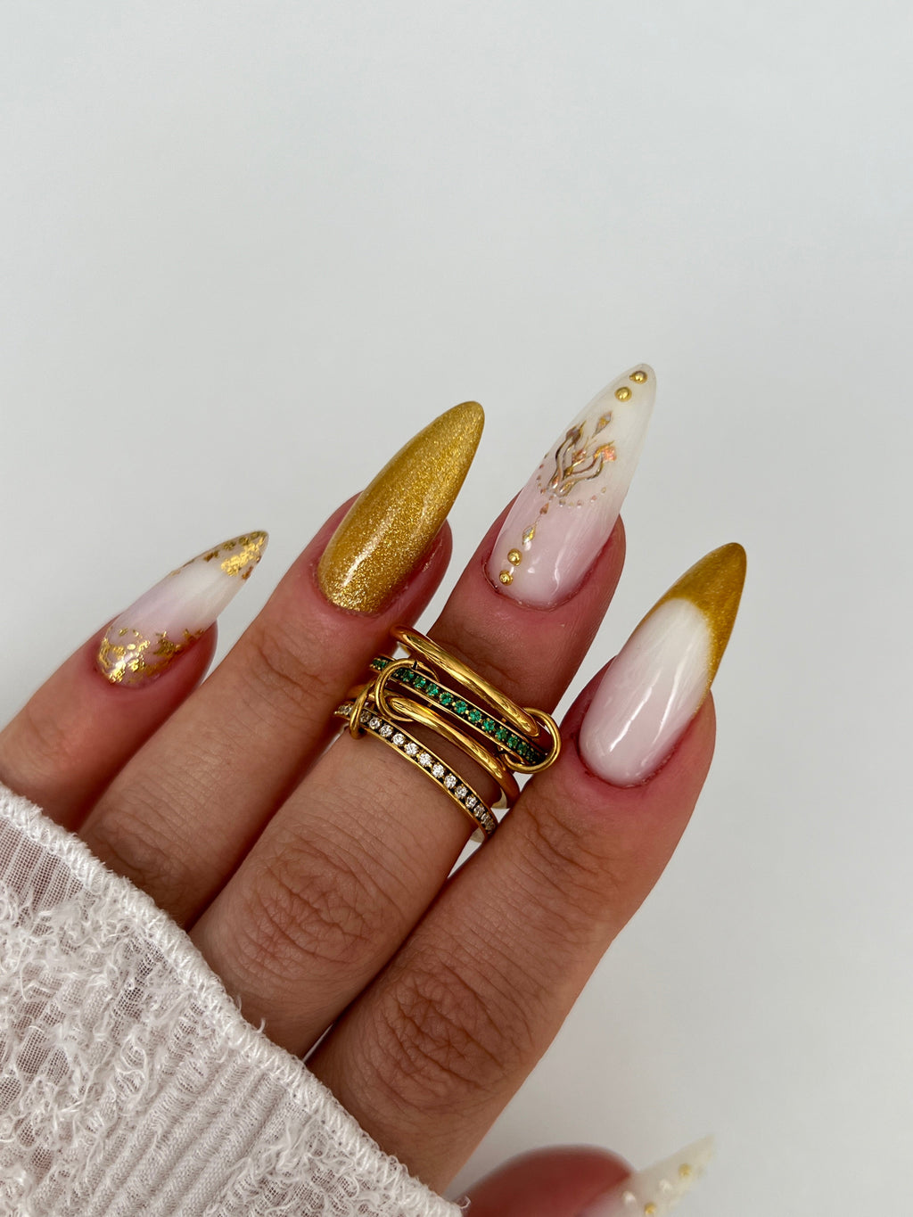 AMBERLUXE RING