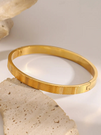 ARUBA BANGLE