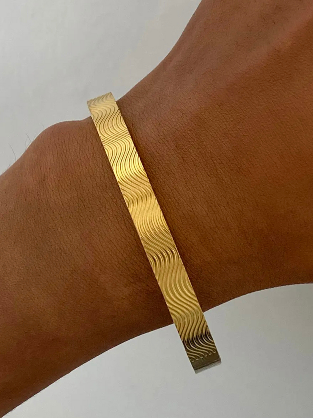 ARUBA BANGLE