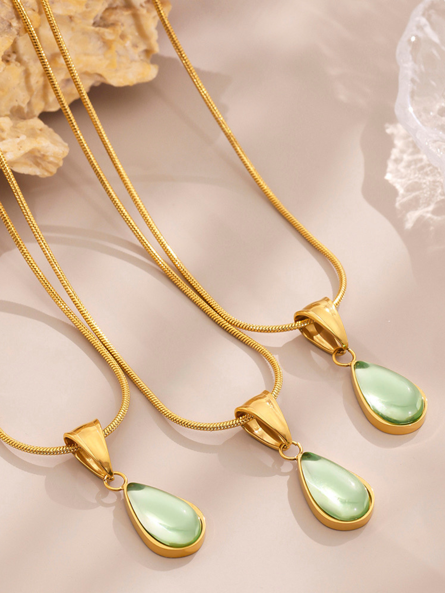 AQUALUNE NECKLACE