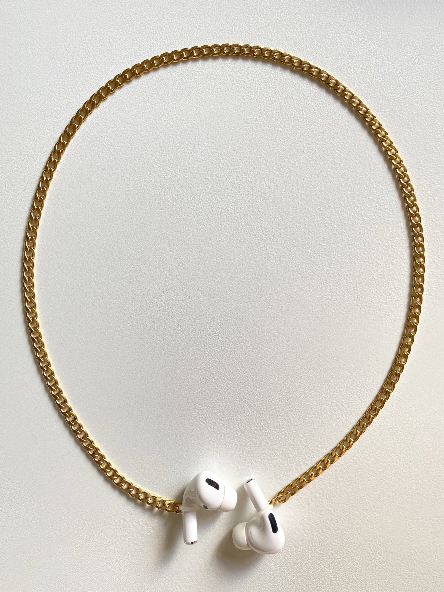 AIRPODS CHAIN